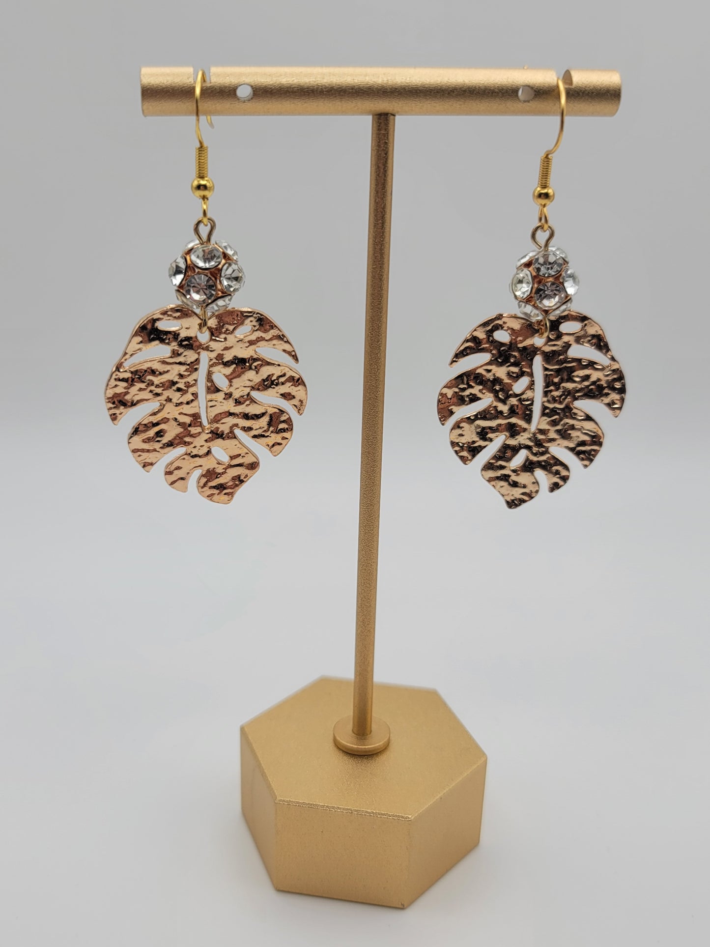 Gold monstera leaf earrings