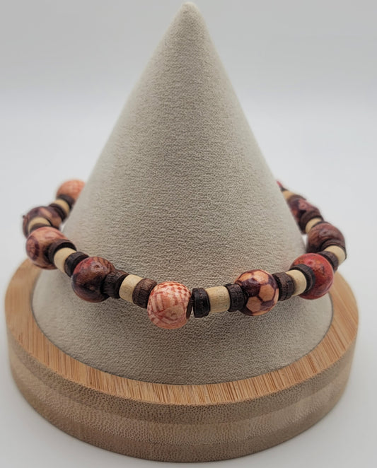 Lightweight wooden stretch bracelet